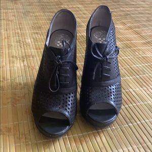 Vince Camino peep toe booties